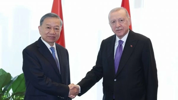 General Secretary, President To Lam meets with Turkish President on UNGA 81 occasion