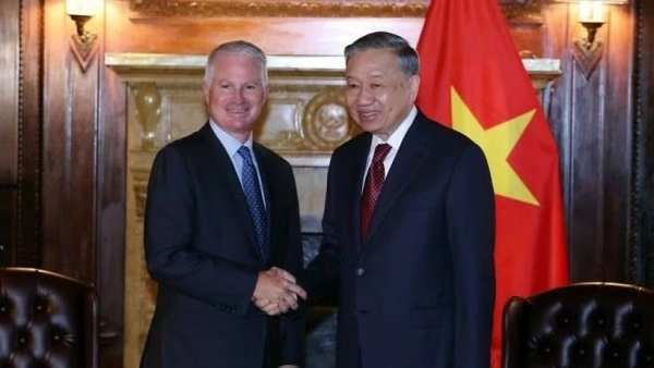 General Secretary, President To Lam meets representatives of major US groups in New York