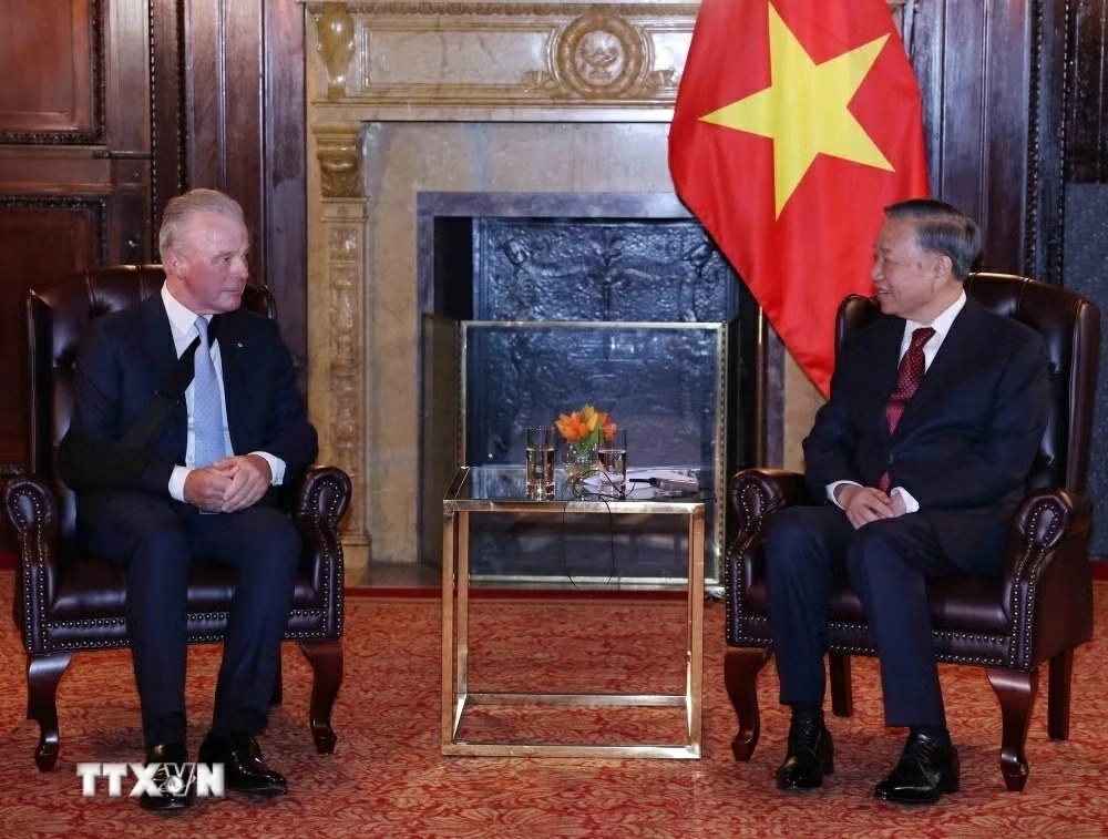 General Secretary, President To Lam meets representatives of major US groups in New York