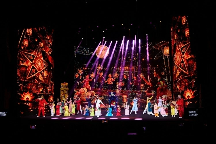 Celebrating Mid-Autumn Festival 2026: Sharing the same moon, strengthening Vietnam–China neighbourly ties