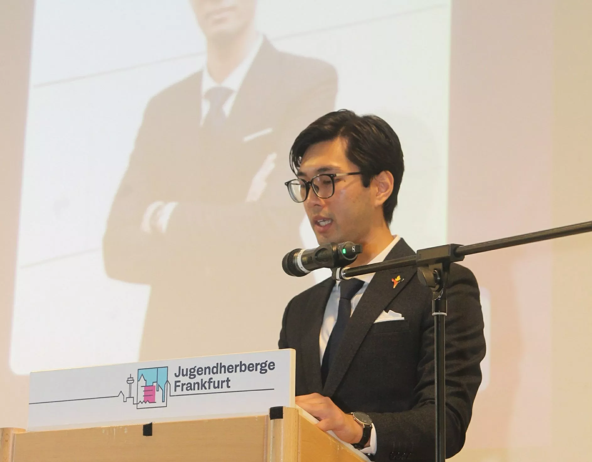 SiviCamp 2026: Young Vietnamese in Europe connect technology, knowledge, and identity SiviCamp 2026: Young Vietnamese in Europe connect technology, knowledge, and identity