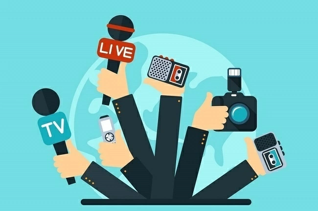 Building international media literacy: From civic awareness to professional competence