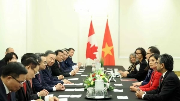 General Secretary, President To Lam receives Canada-Vietnam Parliamentary Friendship Group
