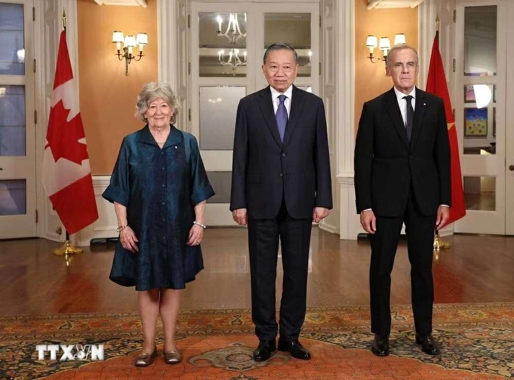 Governor General of Canada Louise Arbour hosts banquet for General Secretary, President To Lam