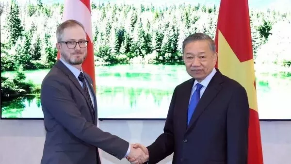 CPV attaches importance to traditional friendship with Communist Party of Canada: General Secretary, President To Lam