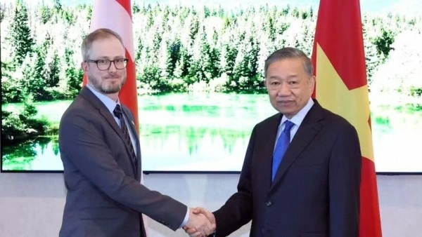 CPV attaches importance to traditional friendship with Communist Party of Canada: General Secretary, President To Lam