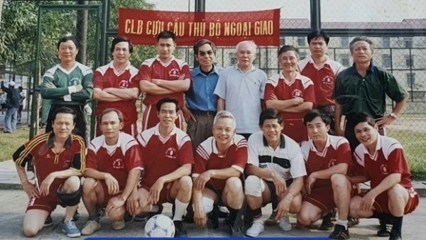 Former players' Football Club of the Ministry of Foreign Affairs: A 25-year journey of keeping the flame alive and igniting passion