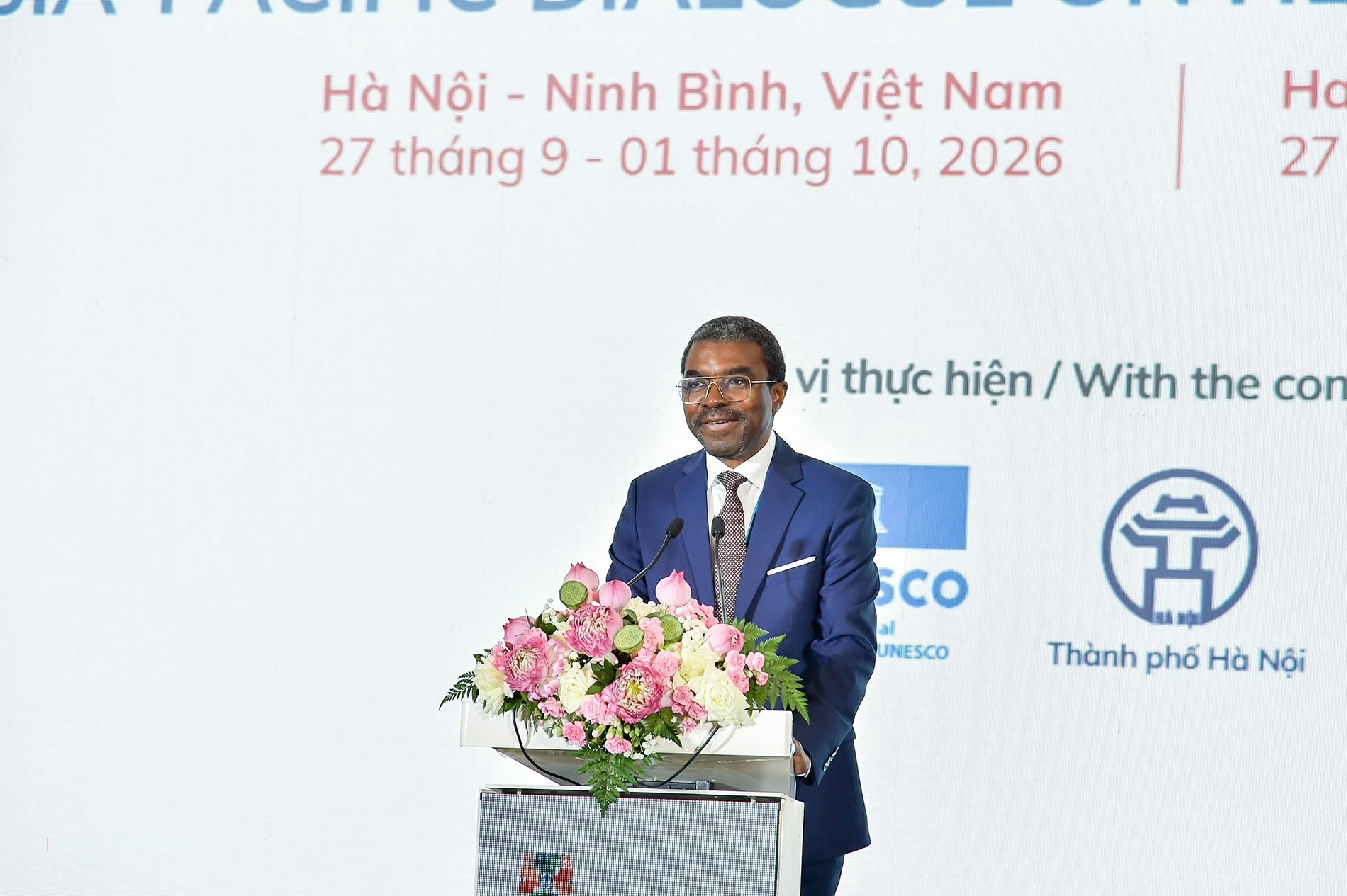 Foreign Minister Le Hoai Trung delivers opening speech at Asia-Pacific Dialogue on Heritage and Authenticity in Hanoi Foreign Minister Le Hoai Trung delivers opening speech at Asia-Pacific Dialogue on Heritage and Authenticity in Hanoi