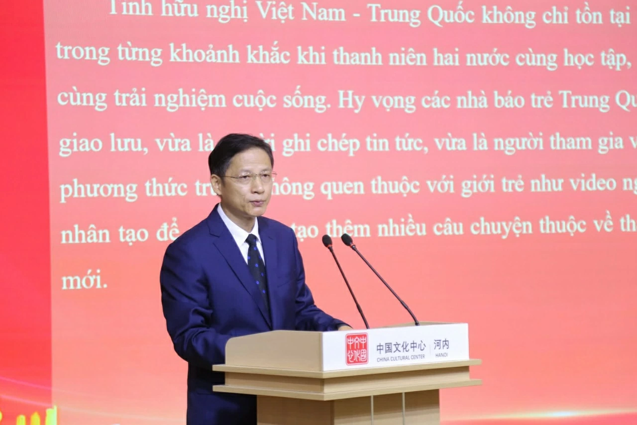 Young journalists spread the story of Vietnam-China friendship in the digital era Young journalists spread the story of Vietnam-China friendship in the digital era