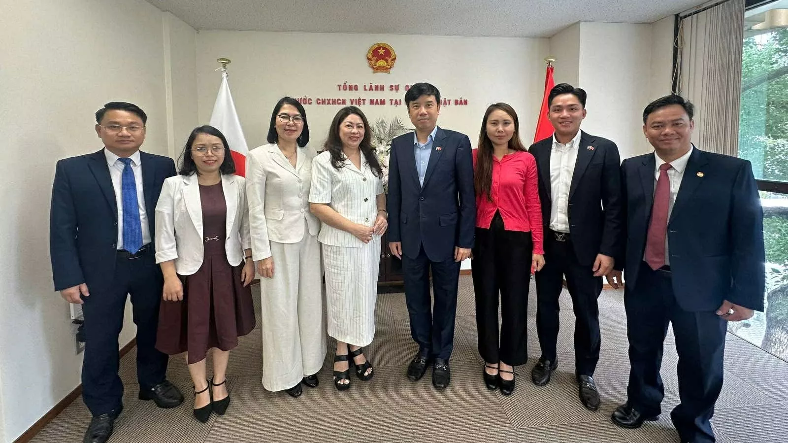 Strengthening people-to-people diplomacy, connecting the Vietnamese community in Kansai, Japan: Consul General