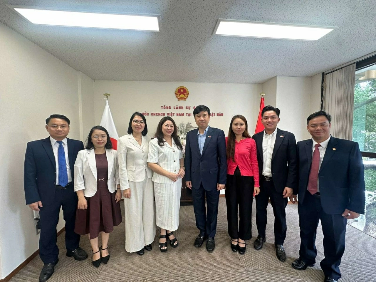 Strengthening people-to-people diplomacy, connecting the Vietnamese community in Kansai, Japan: Consul General