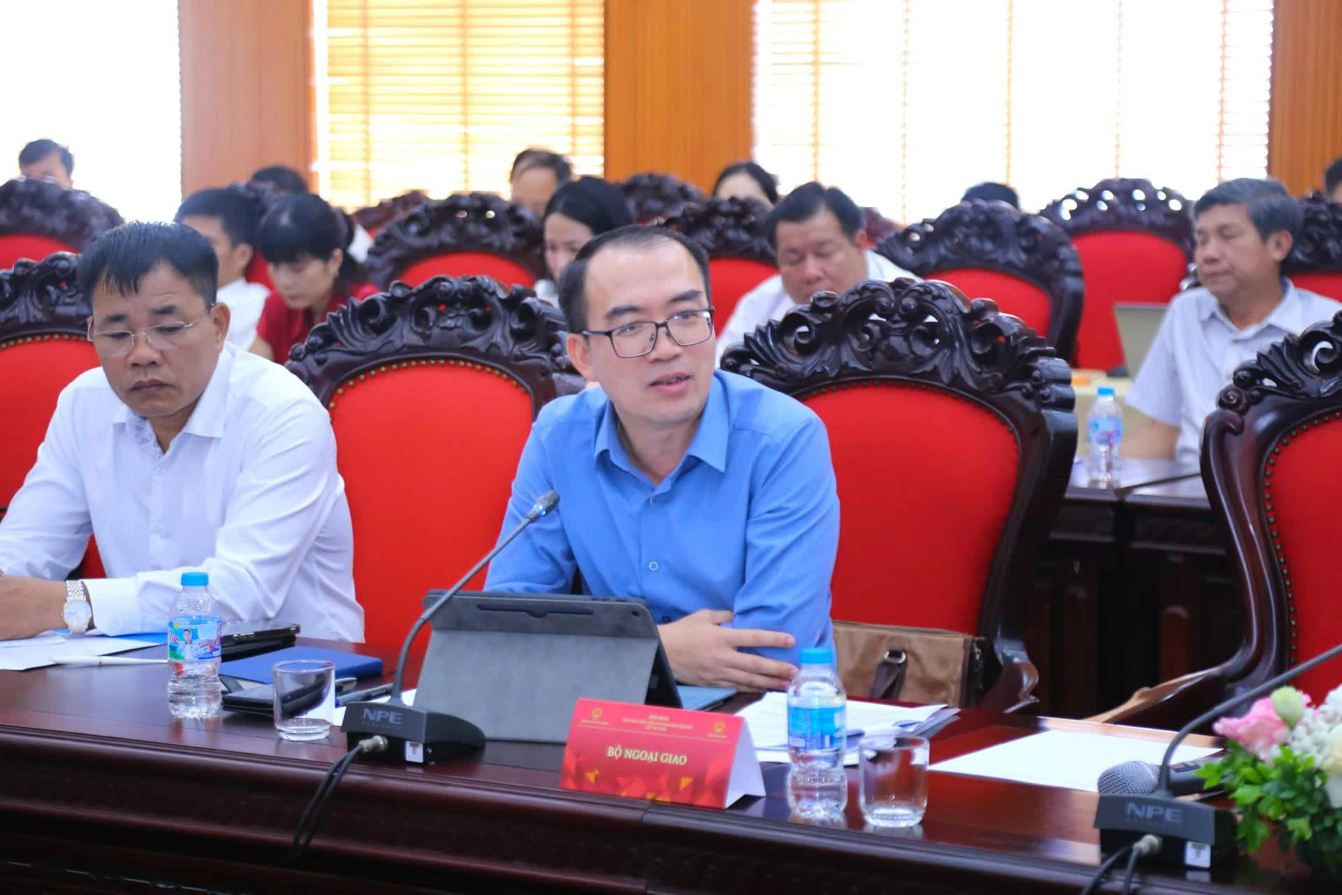 Vietnam steps up central-local coordination to advance foreign affairs for development