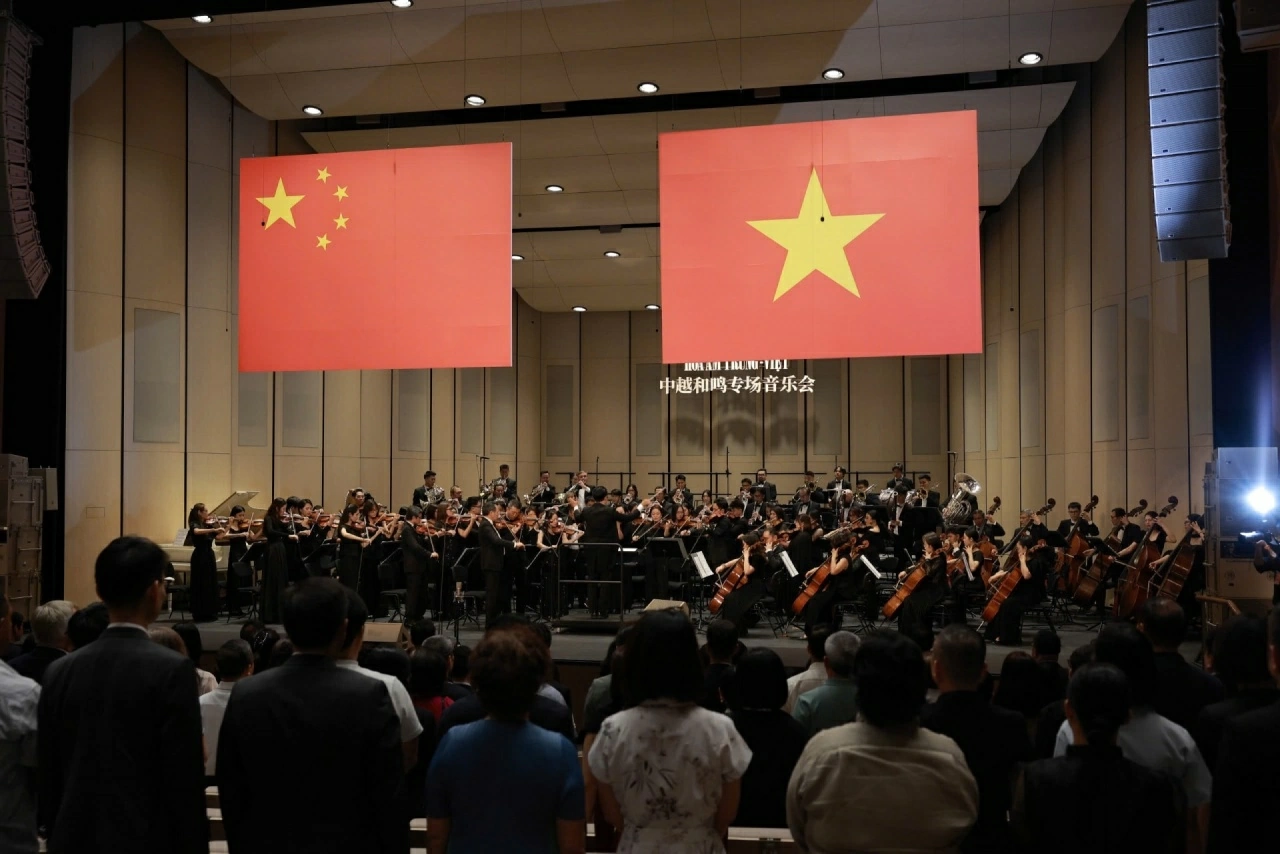 Art program 'Harmony of China-Vietnam': When friendship resonates in every melody