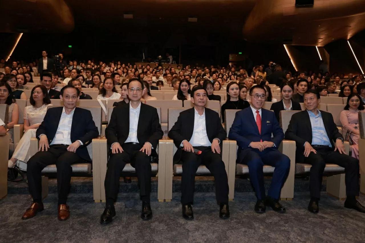 Art program 'Harmony of China-Vietnam': When friendship resonates in every melody Art program 'Harmony of China-Vietnam': When friendship resonates in every melody