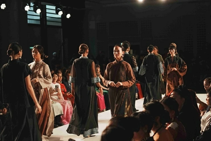 Ao Dai Fashion Week London 2026: Behind the radiant Ao Dai moments in London