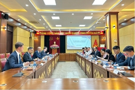First Vietnam - Turkey Maritime Dialogue held in Hanoi