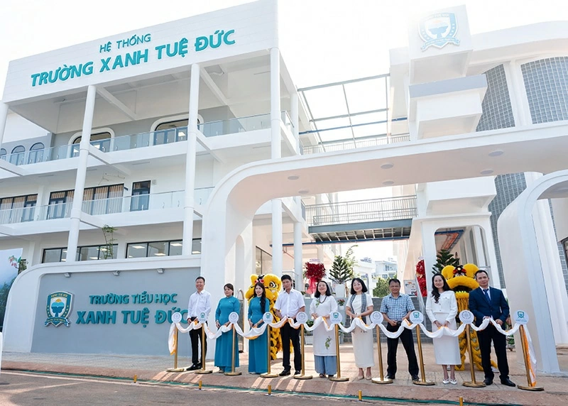 Trung Nguyen Legend inaugurates two international standard schools simultaneously in Coffee City Trung Nguyen Legend inaugurates two international standard schools simultaneously in Coffee City
