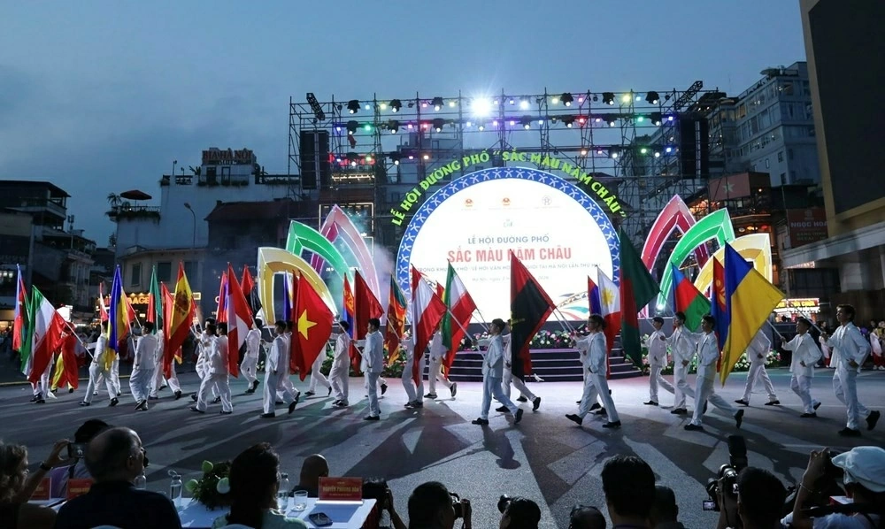 The vibrant colours of five continents illuminate Hanoi's space
