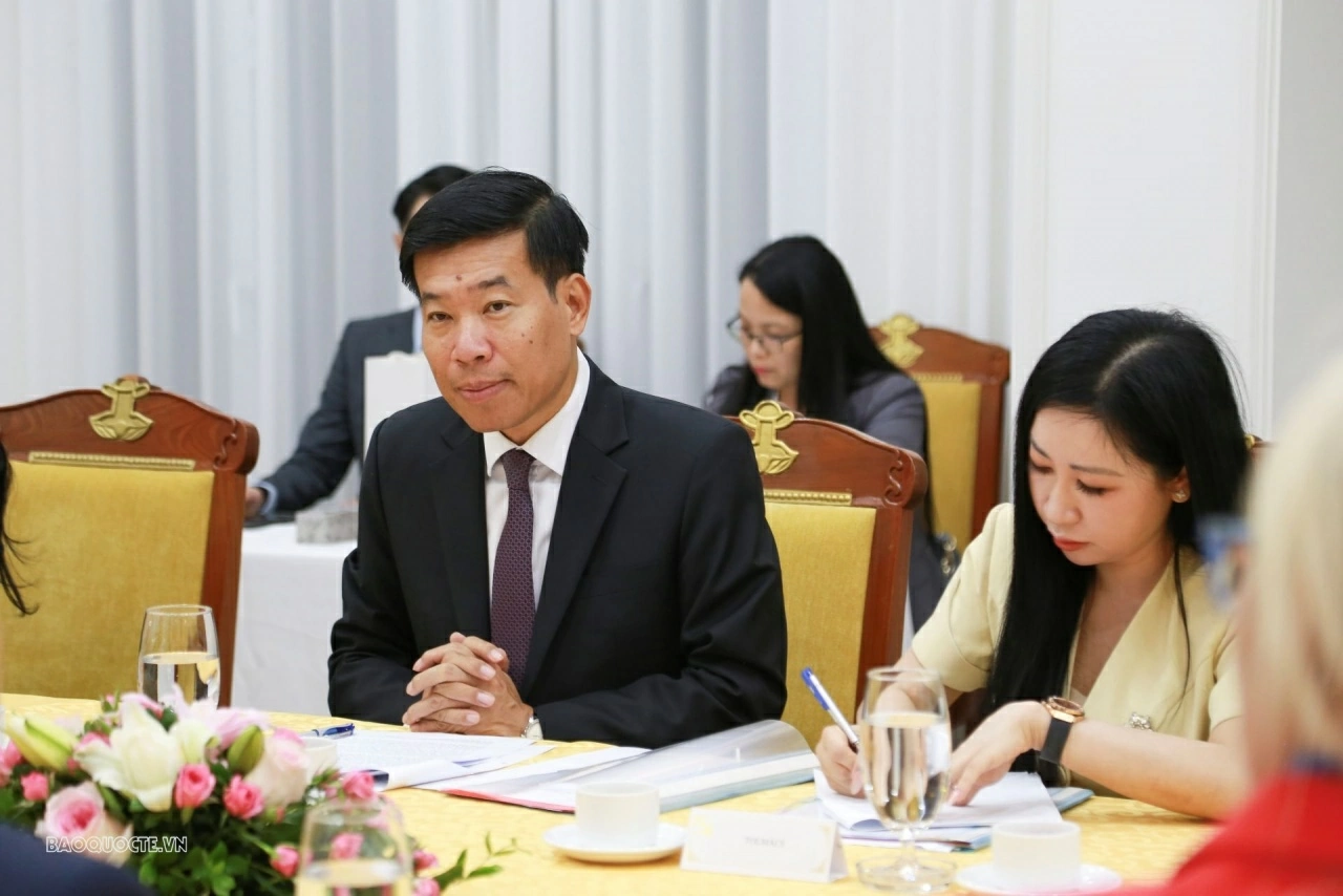 Deepening the friendship between the Communist Party of Vietnam and the Hungarian Workers' Party