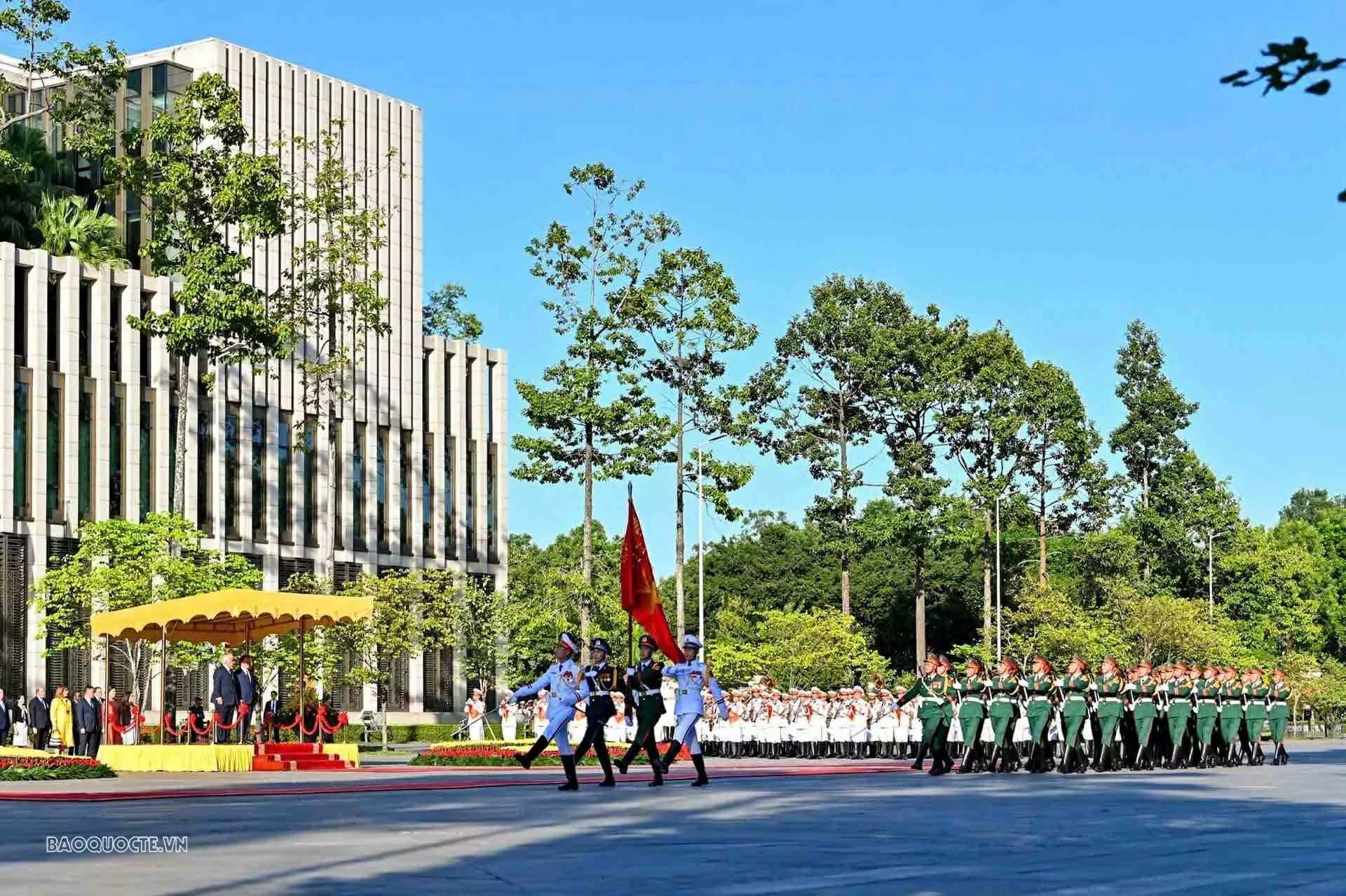 Welcome ceremony held for President of Panama José Raúl Mulino Quintero and his spouse in Hanoi