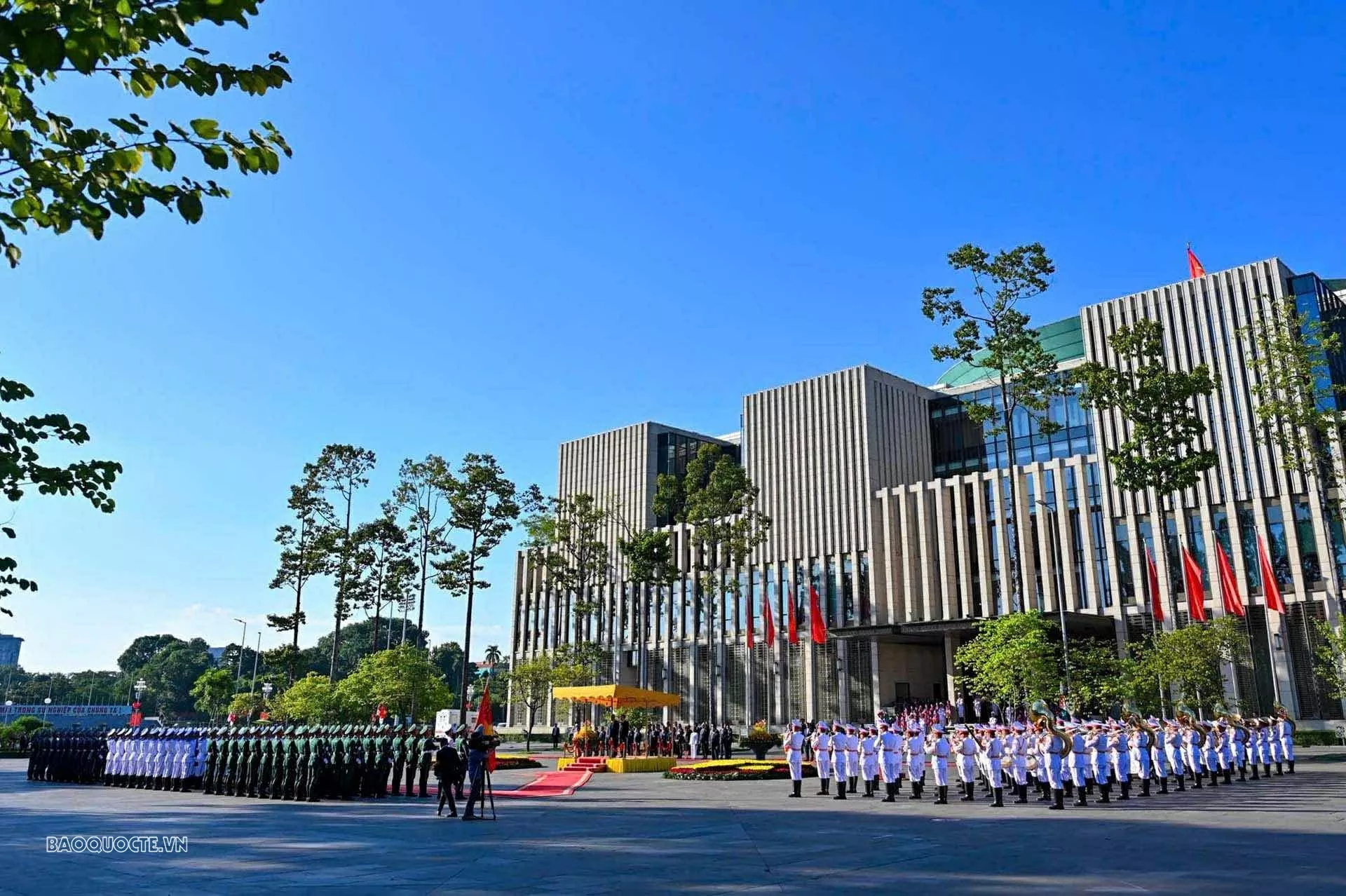 Welcome ceremony held for President of Panama José Raúl Mulino Quintero and his spouse in Hanoi