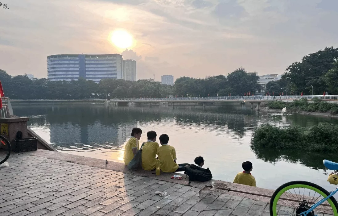 Exploring green spaces that ‘nurture’ urban happiness Exploring green spaces that ‘nurture’ urban happiness