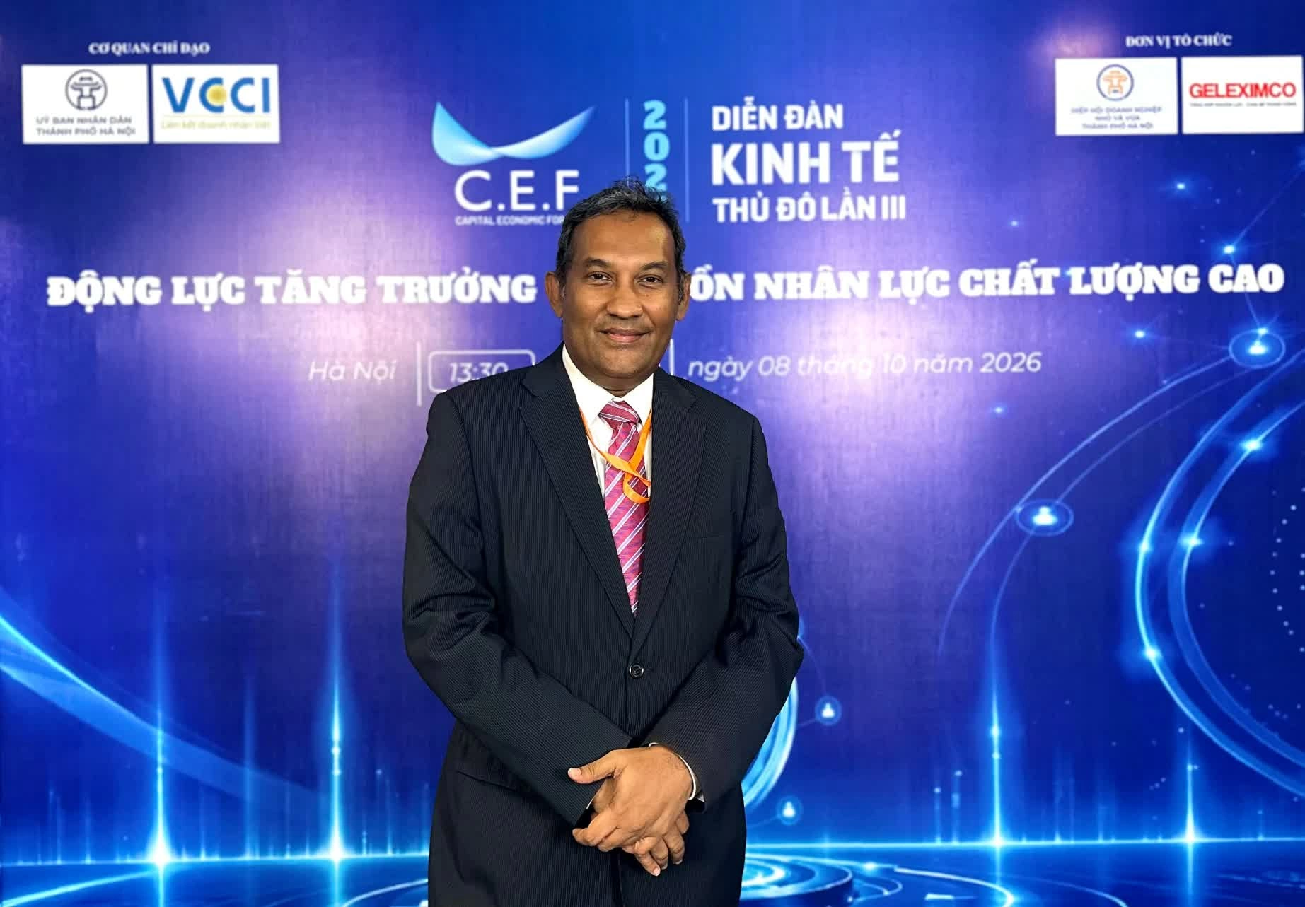 Ambassador of Sri Lanka to Vietnam: Foreign language skills key to improving tourism services