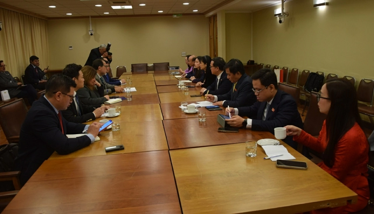 Legislative exchanges strengthen Vietnam–Chile cooperation during National Assembly delegation’s visit