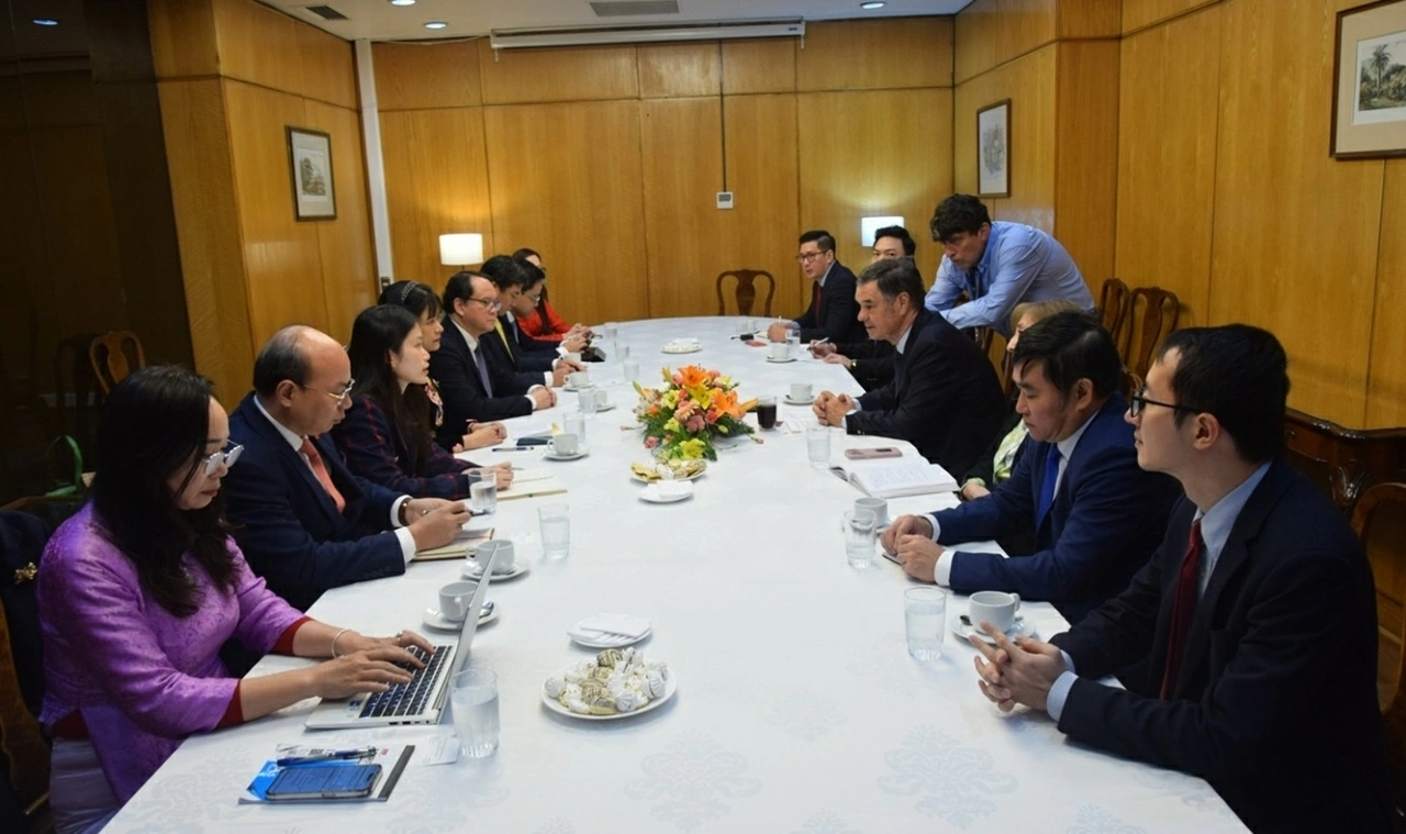 Legislative exchanges strengthen Vietnam–Chile cooperation during National Assembly delegation’s visit