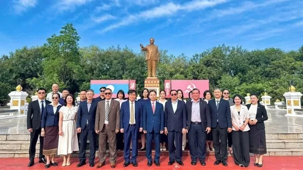 Strengthening policy and legal outreach to Village Chiefs along the Vietnam–Laos Border
