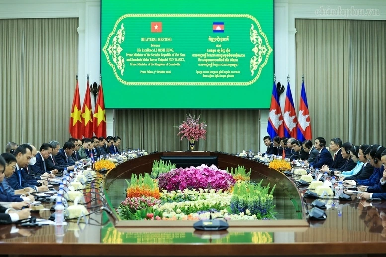 Vietnam, Cambodia Prime Ministers hold talks, seek to bolster all-round ties Vietnam, Cambodia Prime Ministers hold talks, seek to bolster all-round ties