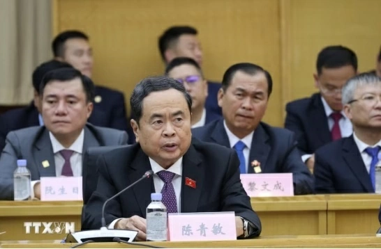 Chủ tịch Quốc hội Trần Thanh Mẫn thăm mô hình lập pháp ở Bắc Kinh, Trung Quốc