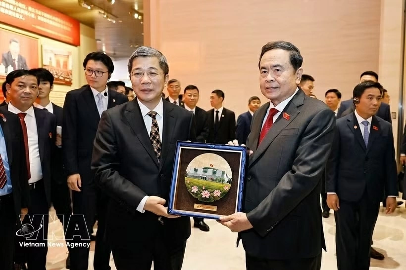 NA President Tran Thanh Man visits Museum of the Communist Party of China in Beijing