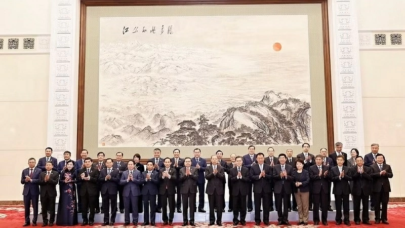 NA President Tran Thanh Man holds talks with NPC Chairman Zhao Leji to strengthen strategic trust, practical cooperation