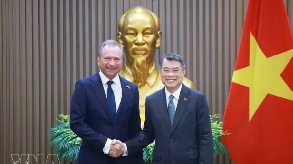 Prime Minister Le Minh Hung calls for stronger Vietnam–Luxembourg cooperation in green finance