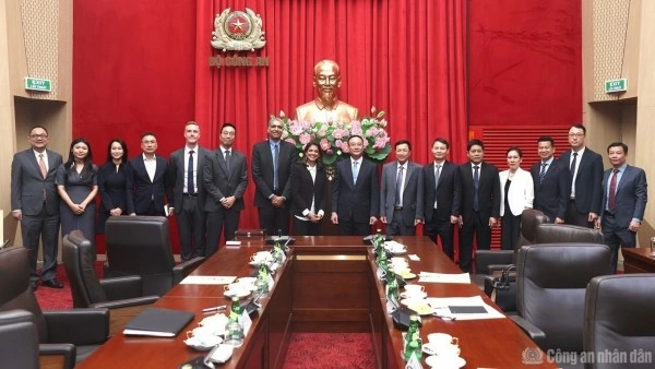 Enhancing cooperation in digital copyright protection and development of cinema