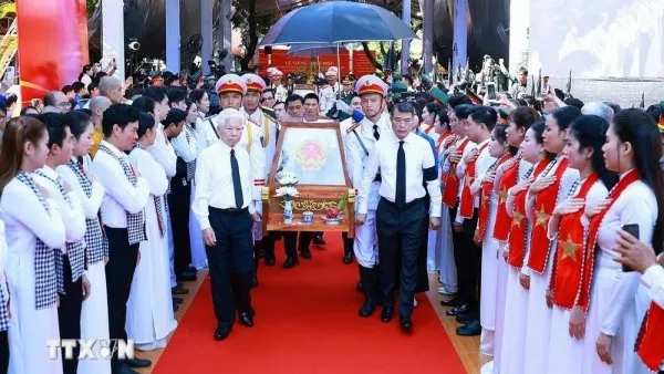 Prime Minister Le Minh Hung attends Memorial service for 731 fallen soldiers in Ho Chi Minh City