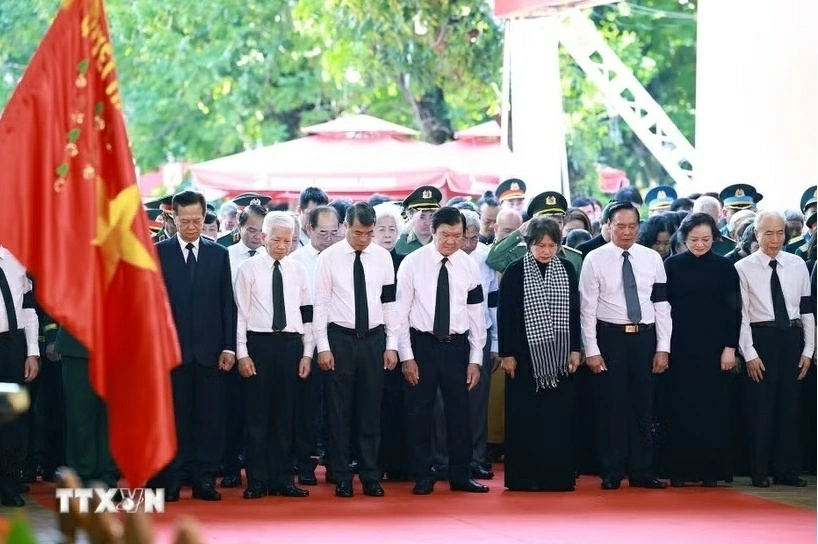 Prime Minister Le Minh Hung attends Memorial service for 731 fallen soldiers in Ho Chi Minh City Prime Minister Le Minh Hung attends Memorial service for 731 fallen soldiers in Ho Chi Minh City