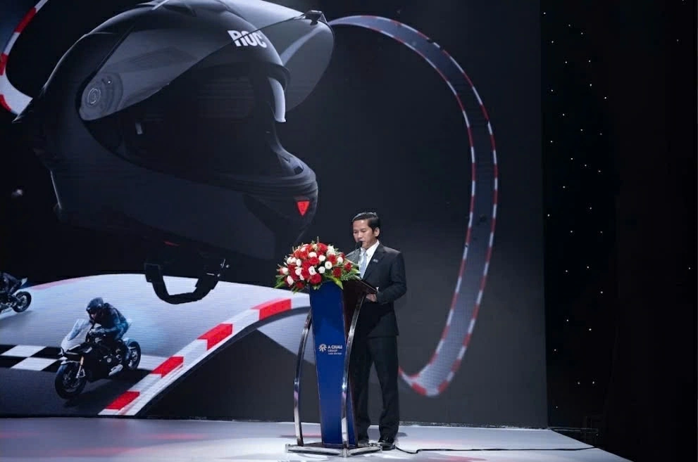 A Chau Group introduces the ROC Helmet, targeting international markets