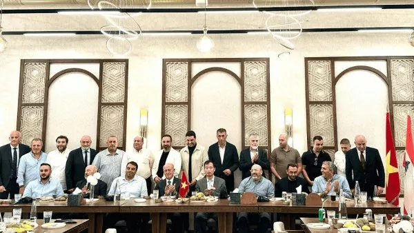 Ambassador Nguyen Nam Duong presents Credentials to President of Lebanon