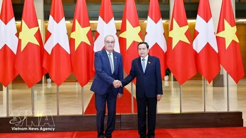 Vietnam, Switzerland seek to deepen parliamentary cooperation: NA President Tran Thanh Man