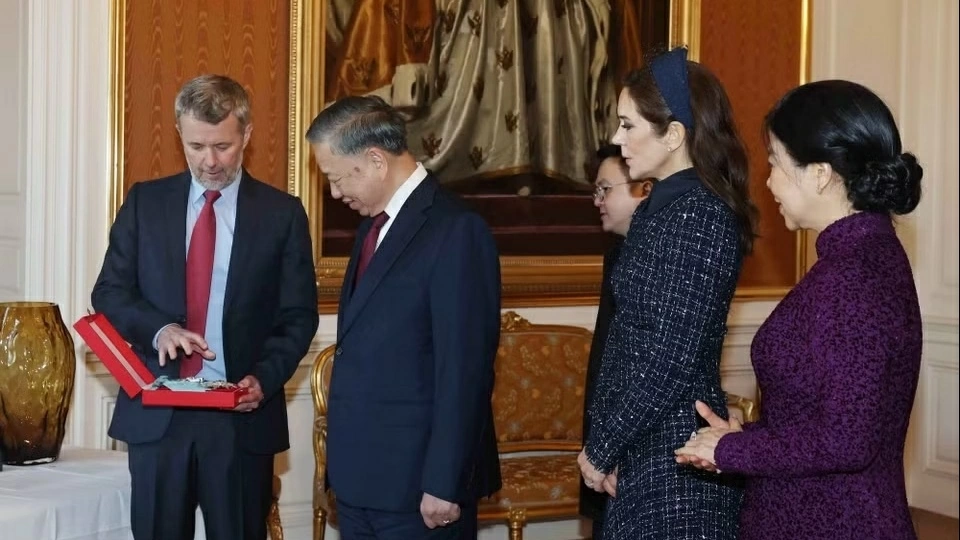 General Secretary, President To Lam receives Denmark’s highest-ranked honour, the Order of the Elephant