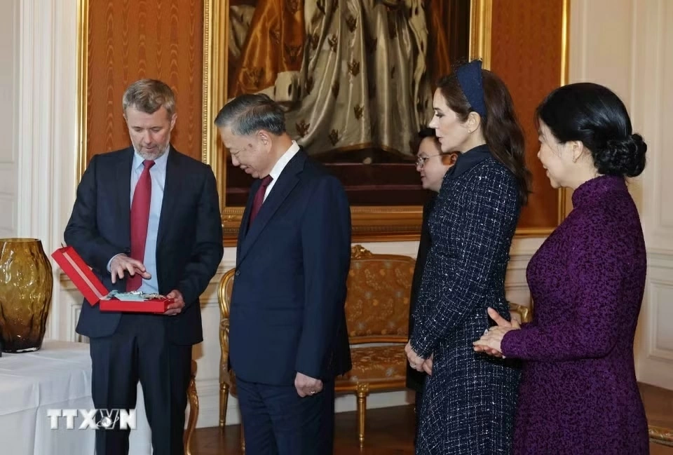 General Secretary, President To Lam receives Denmark’s highest-ranked honour