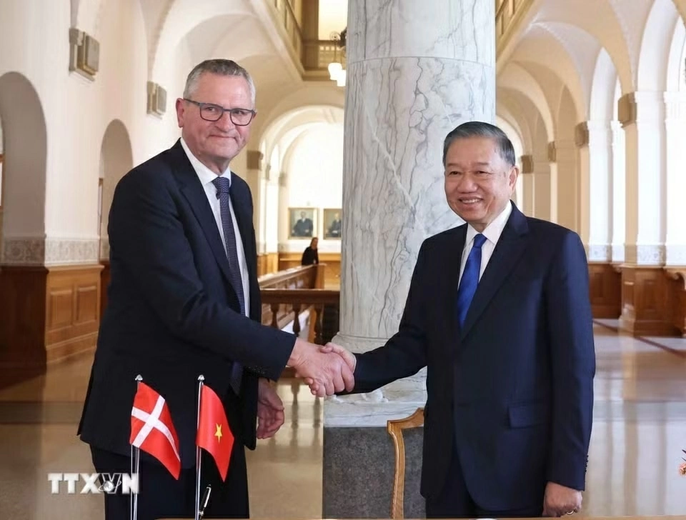 General Secretary, President To Lam meets with Danish Parliament Speaker Henrik Frandsen in Copenhagen