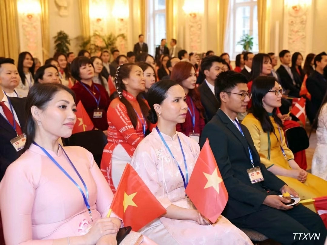 General Secretary, President To Lam meets embassy staff, Vietnamese communities in Denmark, Iceland, Southern Sweden General Secretary, President To Lam meets embassy staff, Vietnamese communities in Denmark, Iceland, Southern Sweden