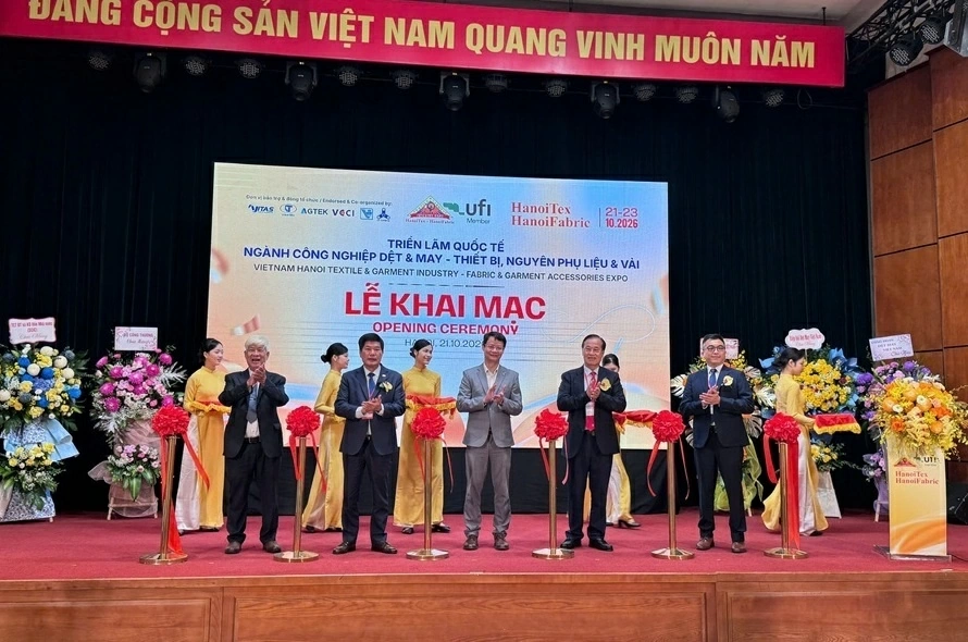 8 countries and territories participate in HanoiTex & HanoiFabric 2026