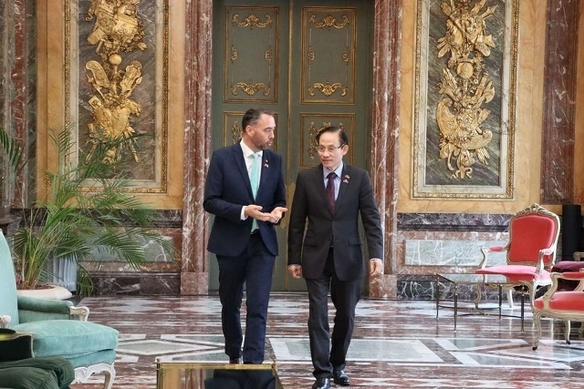 Foreign Minister Le Hoai Trung, Belgium counterpart Maxime Prévot discuss ways to deepen bilateral cooperation