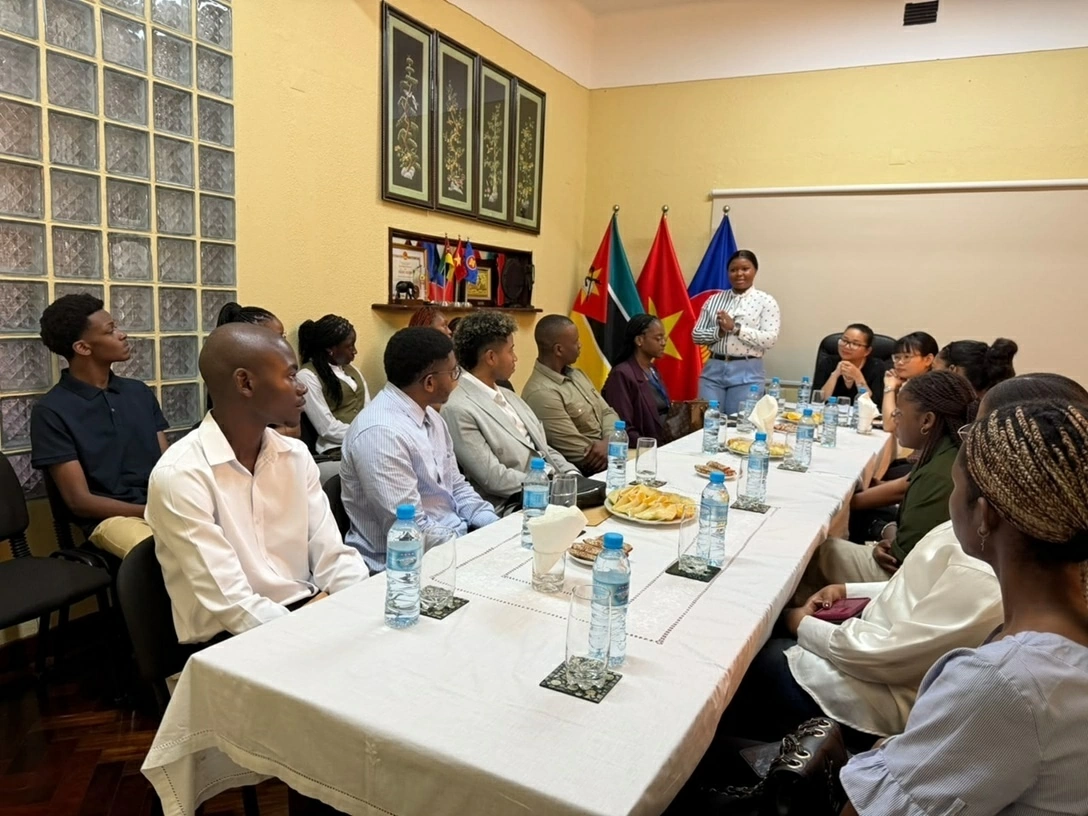 Promoting Vietnam-Mozambique educational cooperation: Training high-quality human resources