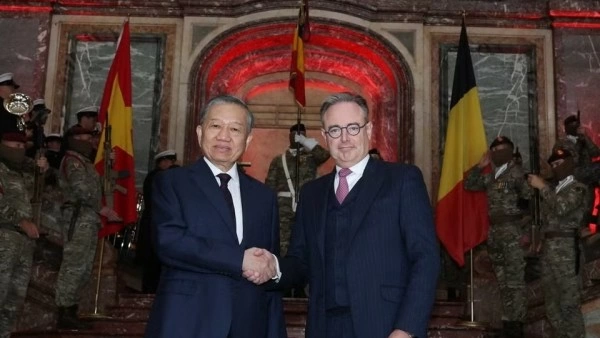 Belgian Prime Minister hosts welcome ceremony for General Secretary, President To Lam in Brussels