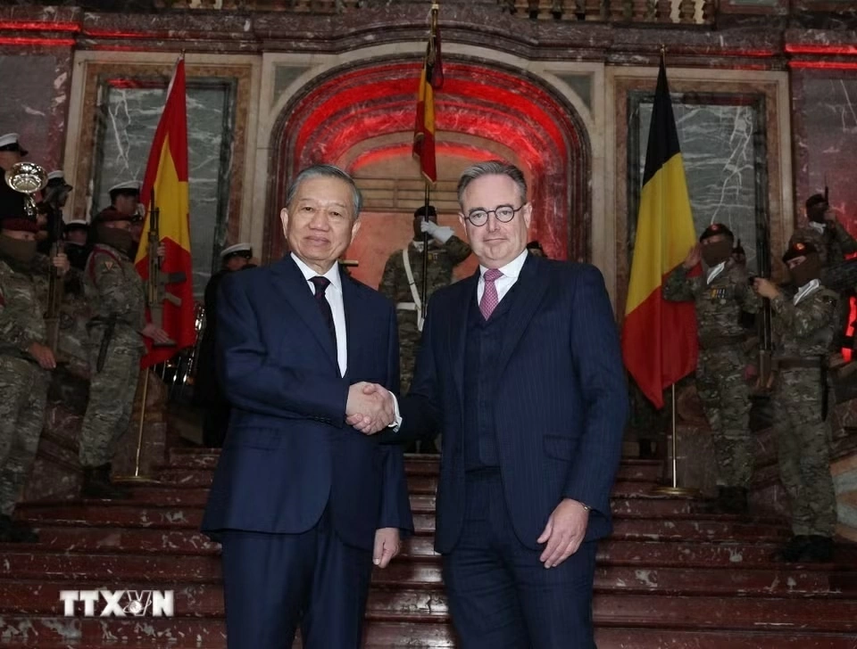 Belgian Prime Minister hosts welcome ceremony for General Secretary, President To Lam in Brussels Belgian Prime Minister hosts welcome ceremony for General Secretary, President To Lam in Brussels